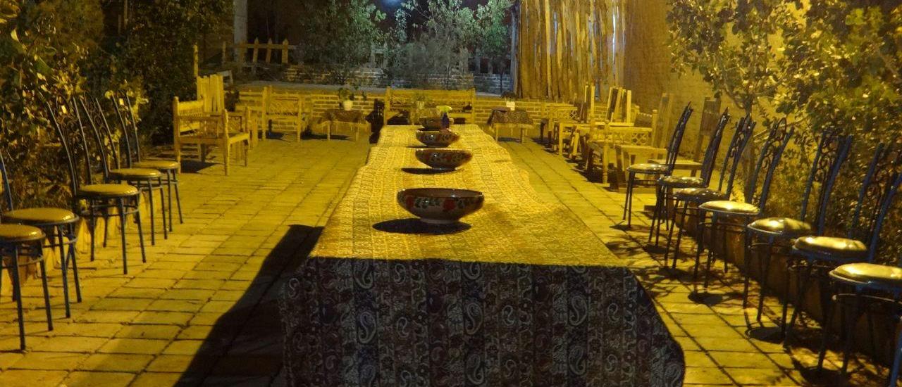 اقامتگاه بومگردی تهمینه